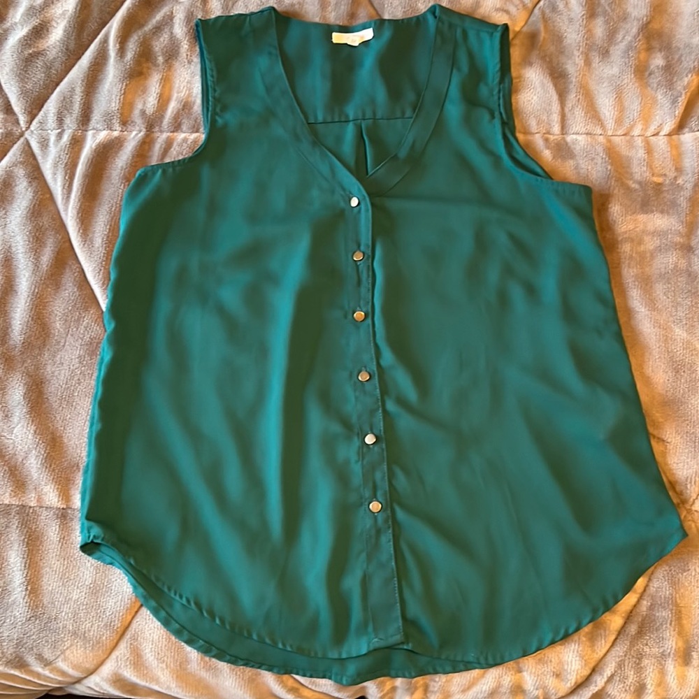 Large Dressy Maurice’s Tank Top